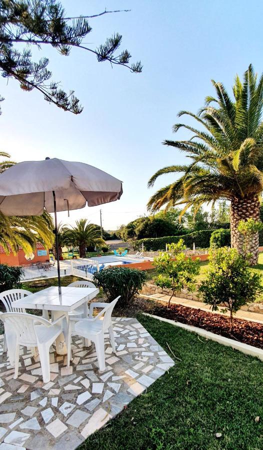 Villa Belinha - Guest House Quarteira Exteriör bild