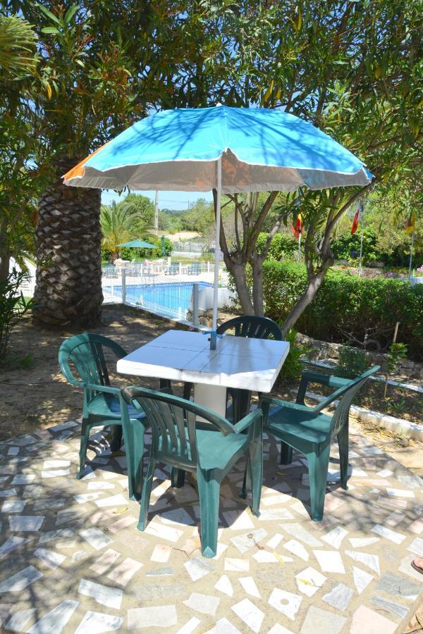 Villa Belinha - Guest House Quarteira Exteriör bild